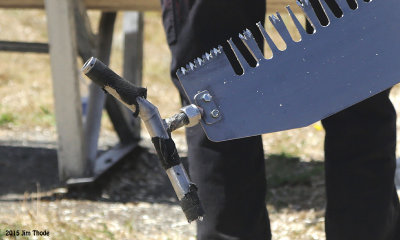 Racing saw handle