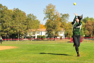 2nd Baseman's Great Running Catch