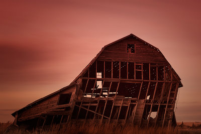 Abandoned Barn near Calgary