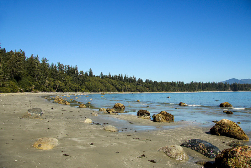 Florencia Bay (Wreck Bay)