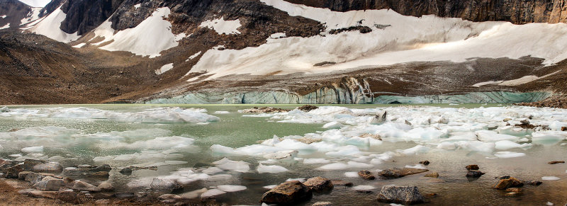 Mount Edith Cavell Glacial Lake