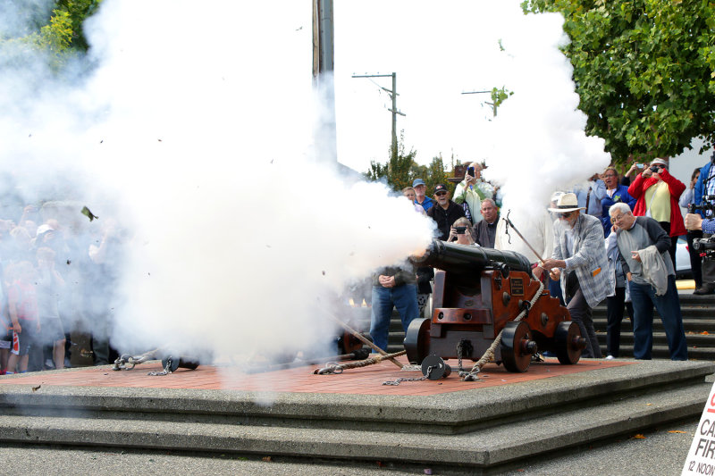 Firing the Noon Cannons