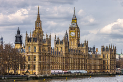 Walking on the River Thames