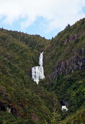 Waterfall-3.jpg