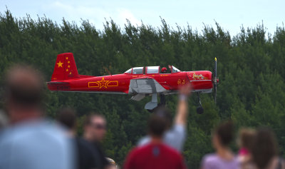 Yak Attack avec un CJ6A Nanchang et un Yak 52 