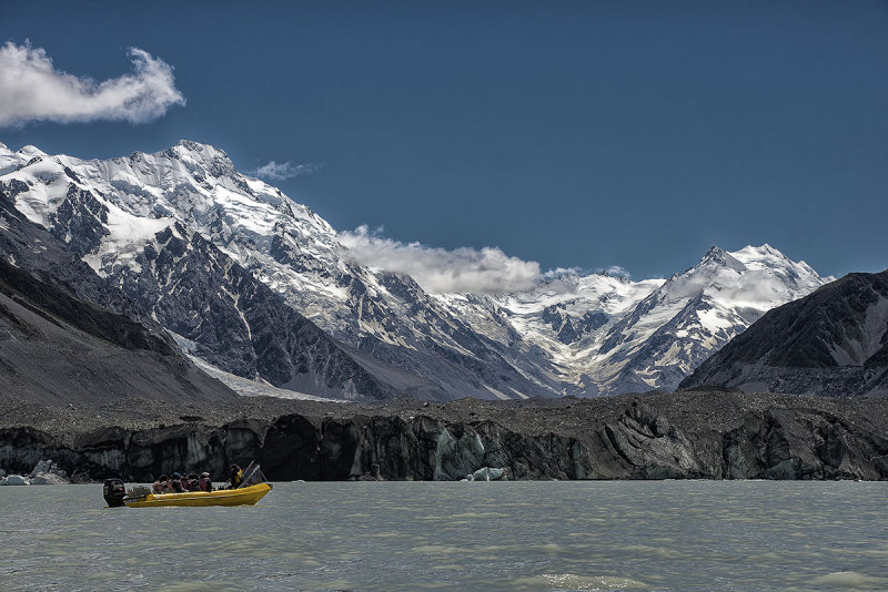 On Lake Tasman viewing the snout of the Tasman Glacier