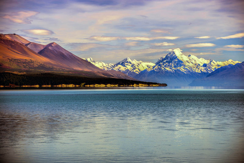 Aoraki Mt Cook from Lake Pukaki - Park in the carpark beside Lake Pukaki and this is what you see