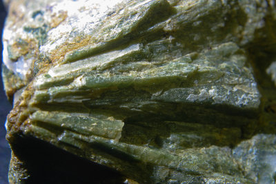 Actinolite (locally Uralite) on Calcite 2