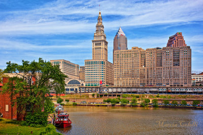 CLEVELAND TOWER CITY AND FIREBOAT_9273.jpg