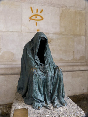 Salzburg-Anna Chromy's Pieta bronze