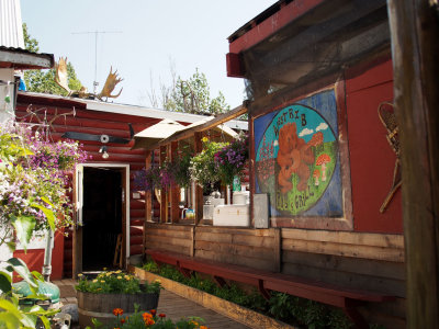P6194750 - West Rib Pub and Grill, Talkeetna AK.jpg