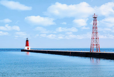 Menominee Lighthouse (Marmette MI)