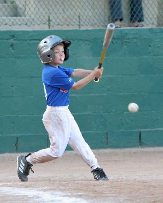 DuncanHits_0347.jpg