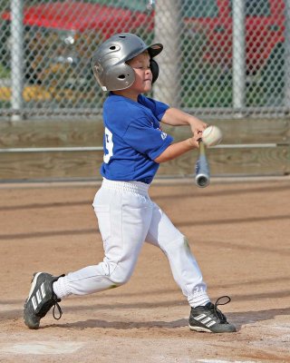 DuncanHits_0977.jpg