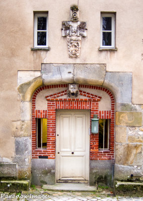 Fountaineblue Door