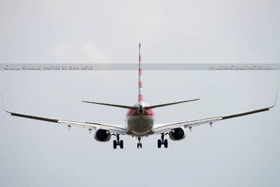 2014 - American Airlines B737-823 short final approach to DCA aviation aircraft stock phot #5704
