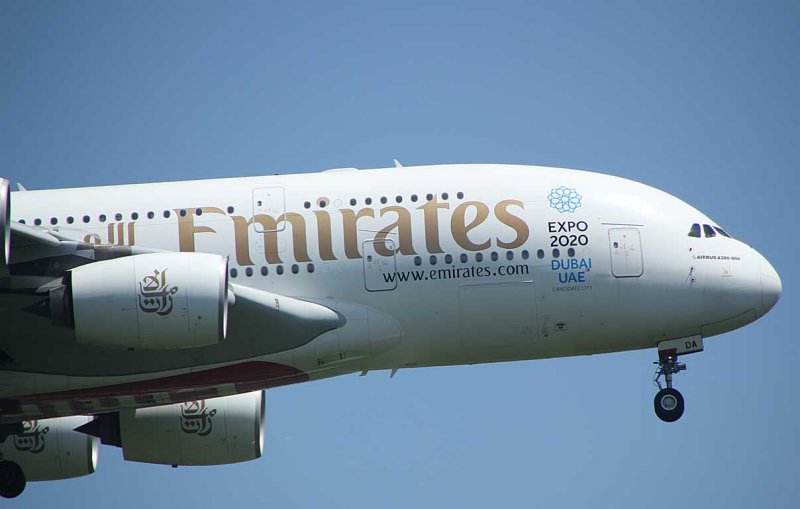 Emirates A-380 displaying World Expo 2020 slogan