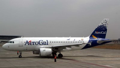 Aerogal's A-319 approaching its gate at GYE