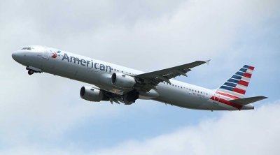 US Airways A-321 in new owner AA's livery