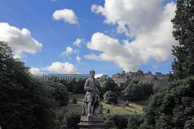 Edinburgh - castle, Tattoo stadium, statue 