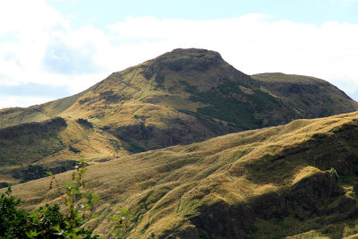 In Edinburgh, we took a HOHO bus.  This is the Salisbury Crags, left over from volcanic eruption.  