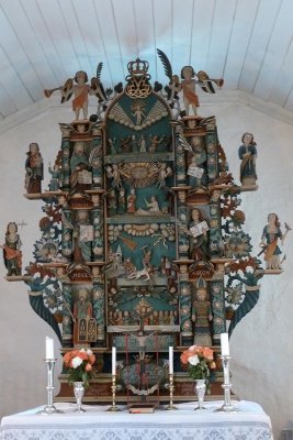 We visited Giske church, with this interesting altar.