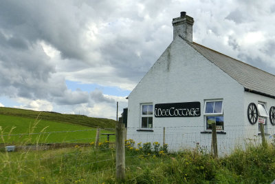 Howard and others had a wee snack at the Wee Cottage across from Dunluce.