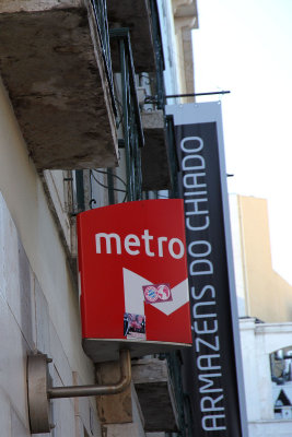 Metro & Baixa Chiado Mall