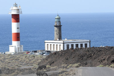 Next we drove to see lighthouses. Howard pronounced the drive NF (no fun - many switchbacks, narrow roads, manual shift)