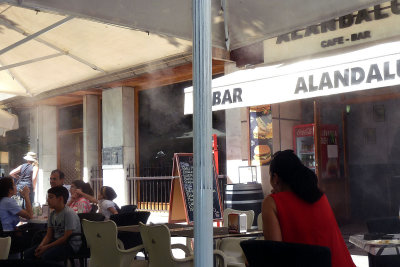 We had lunch under misting tents at a Granada restaurant.  Ahh...good idea when it's a humid 100 degrees!