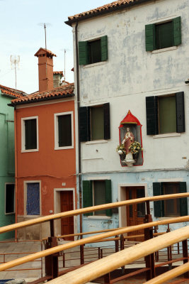  Burano bridge & Jesus