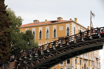  Accademia Bridge from vaporetto Sunday morning