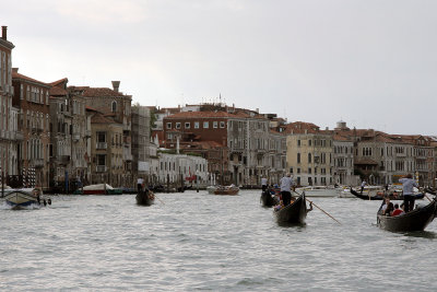 Gondoliers are everywhere