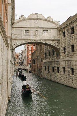  Bridge of Sighs from Ponte d. Paglia Sunday AM
