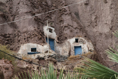  Old cave houses by cable car