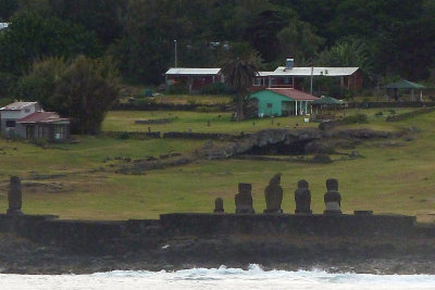Could see Tahai moai from tender platform on Marina