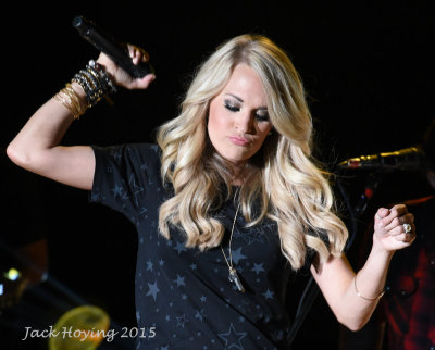 Carrie Underwood at Country Concert 2015