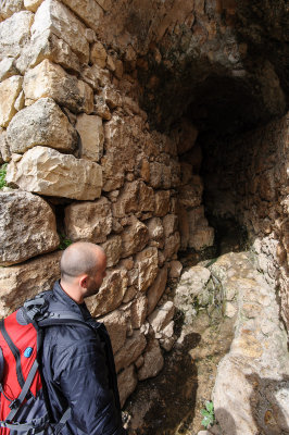Tunnel to Ein Bikura spring
