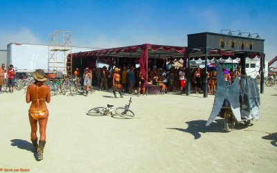 P8301051-1.jpg