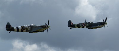 2 Spitfires IMG_9014-1.jpg