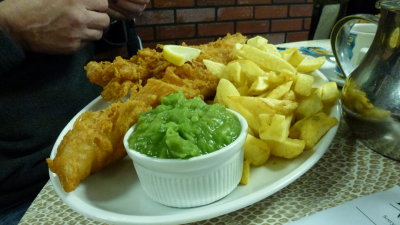 Fish dinner Inghams Filey P1030396.JPG