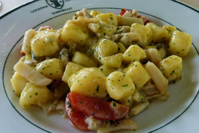 Potato Gnocchi with Razor Clam