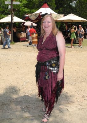 Tammy is trying out new garb. AND IT WORKS!