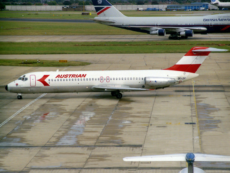 DC9-30 OE-LDF 