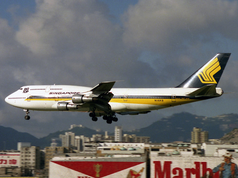 B747-300  N116KB  