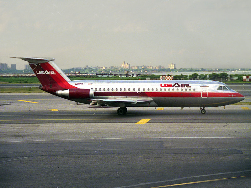 Bae111-200 N1123J