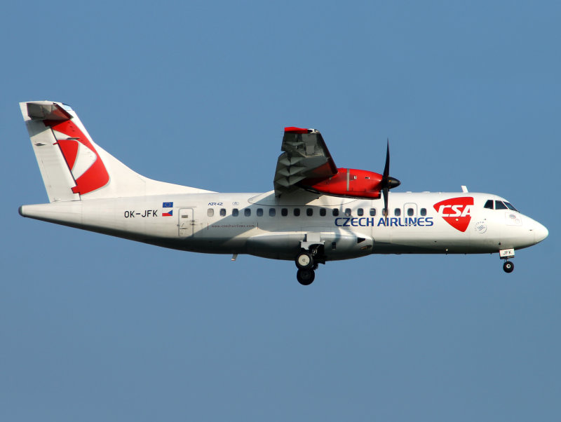 ATR-42  OK-JFK 