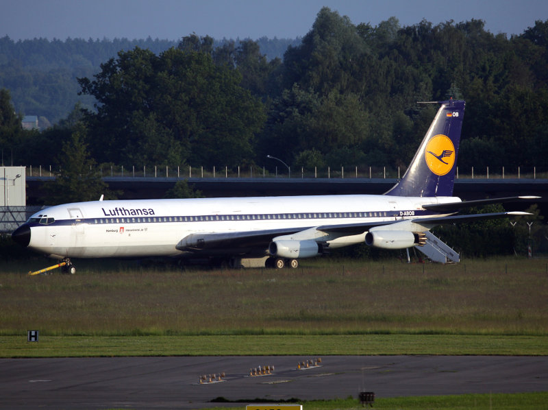 B707-330  D-ABOB  