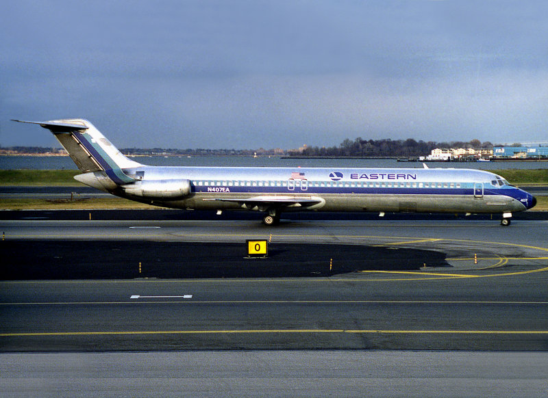 DC9-51 N407EA