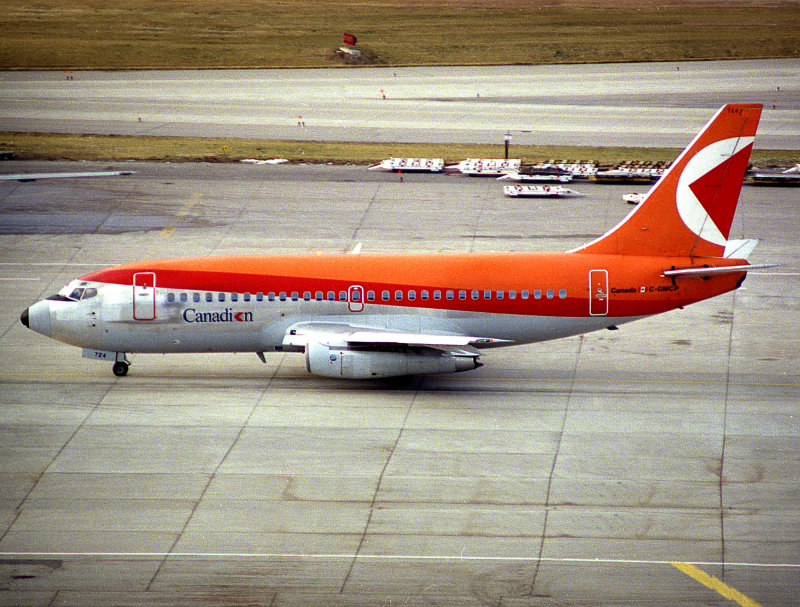 B737-200  C-GMCP  